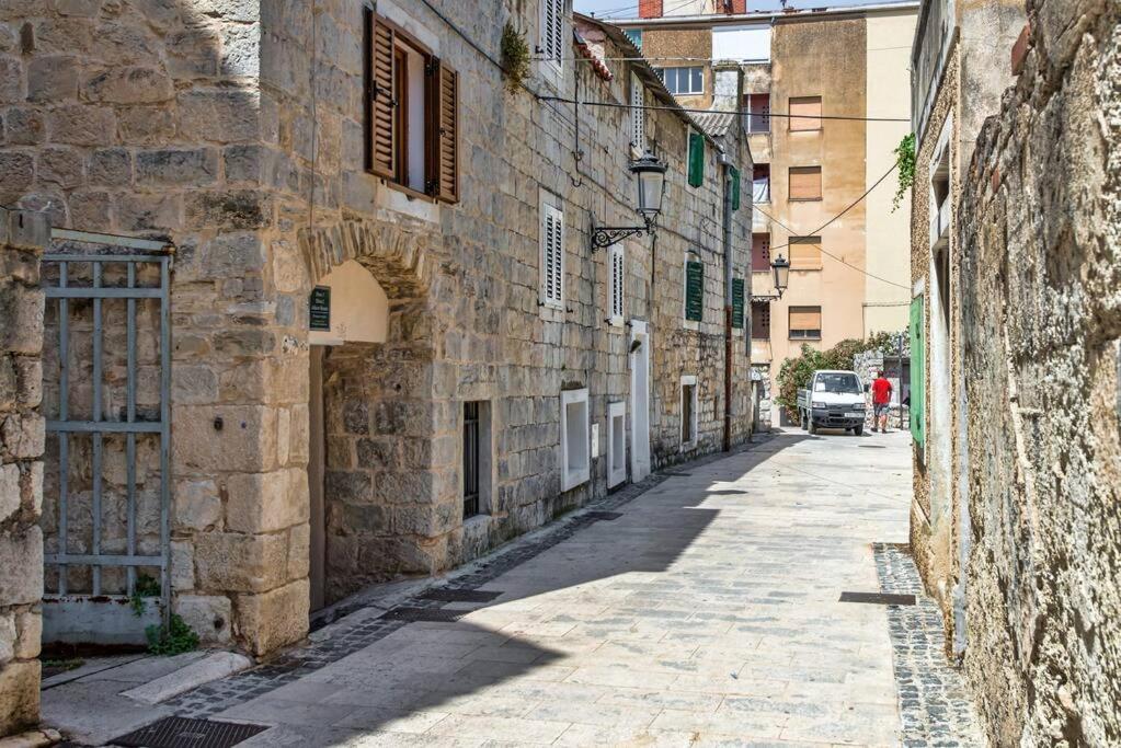 Diva 1,Stylish Old Town Studio Apartment Near Beach Split Luaran gambar